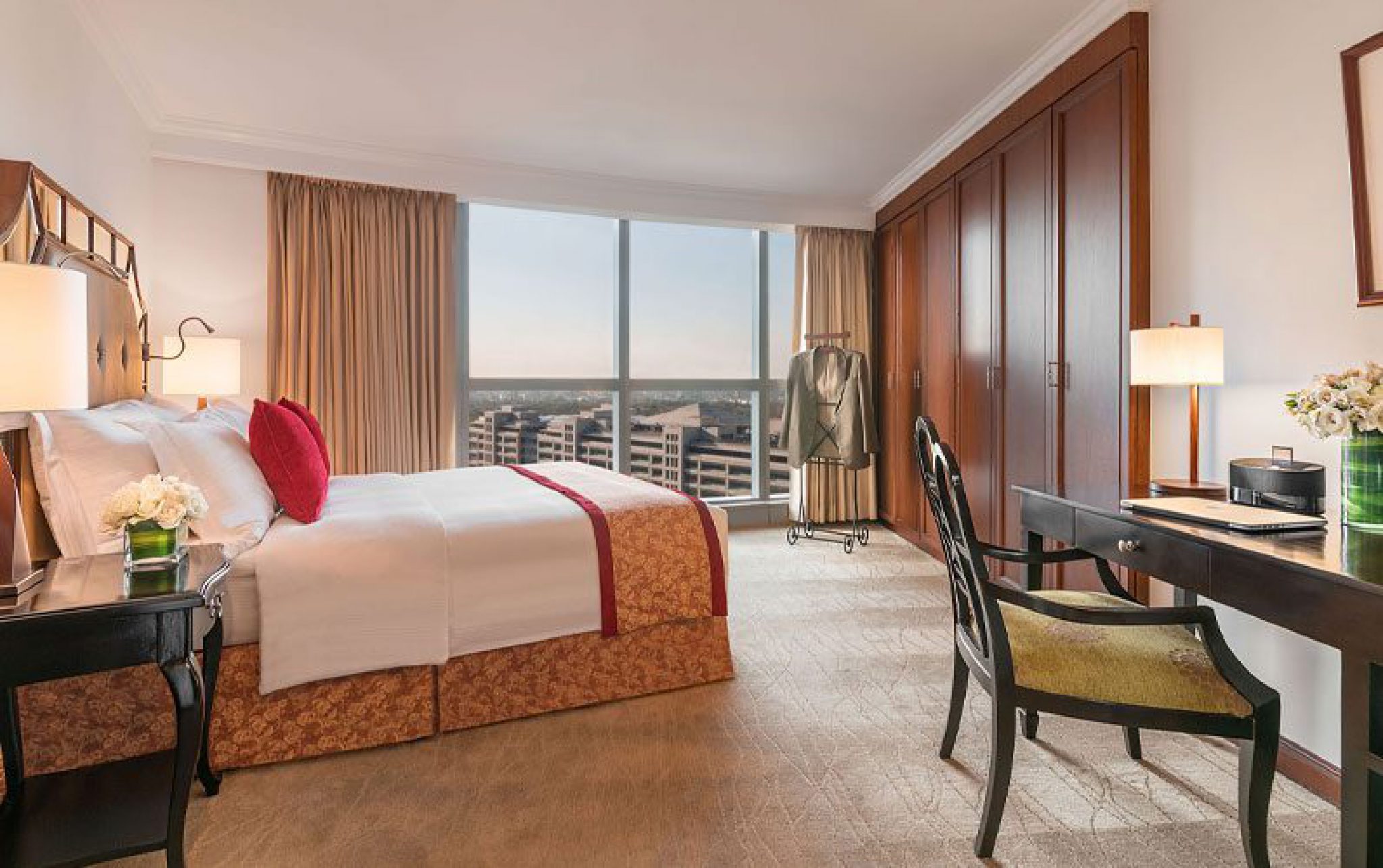 Discovery Suites