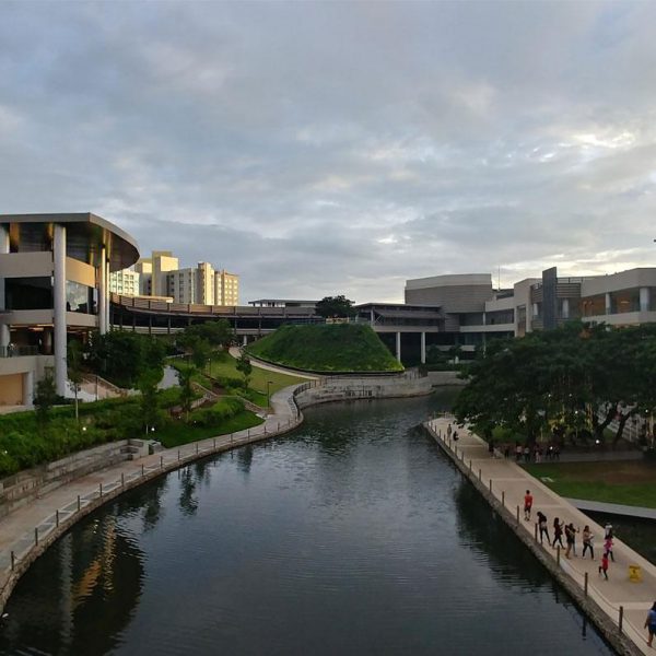 Festival Mall River Park