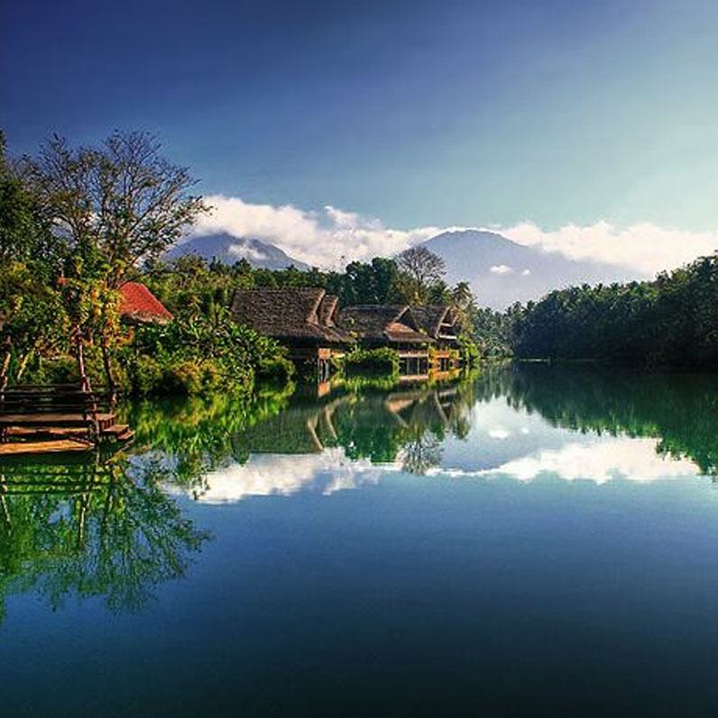 Villa Escudero